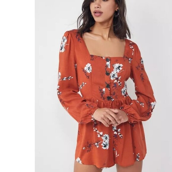 NWT Urban Outfitters High Rise Romper Puff Sleeve Brown Orange Medium - Picture 1 of 10